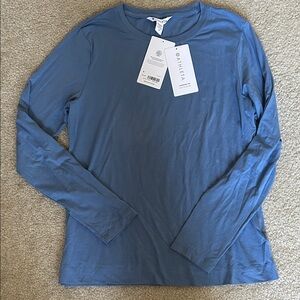 NWT Athleta women's Slate Blue Long Sleeve Tee Size M